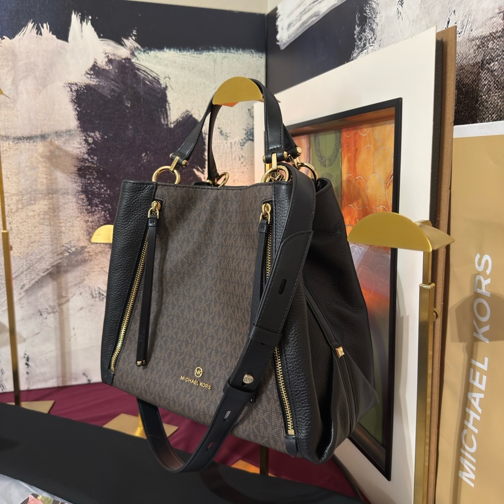 Michael Kors Brown and Black Women's Tote Bag